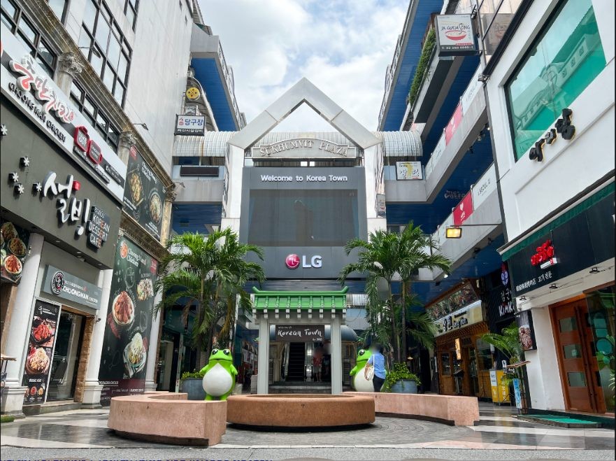 Korean Town Sukhumvit Plaza